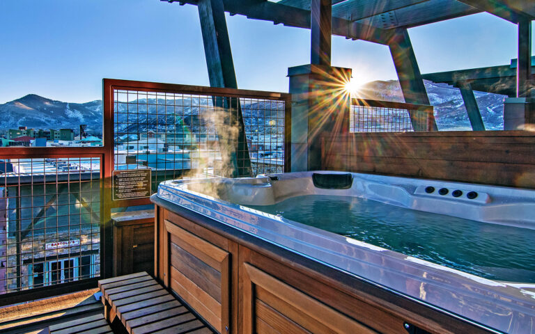 Newpark Luxury Suite